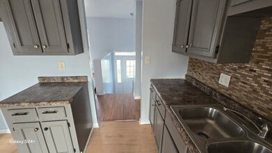 5515 Dollar Hide S Dr in Indianapolis, IN - Building Photo - Building Photo