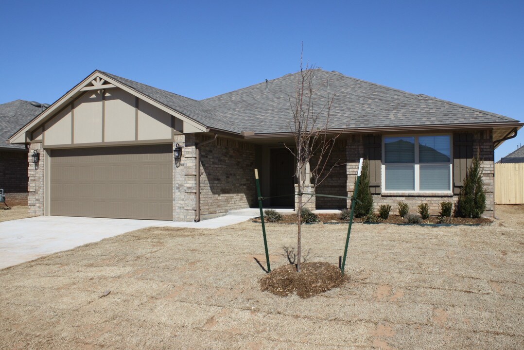 6701 NW 158th St in Edmond, OK - Building Photo
