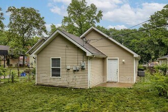 5918 Park Ave in Kansas City, MO - Building Photo - Building Photo