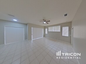 1632 Bayfield Ct in Trinity, FL - Building Photo - Building Photo