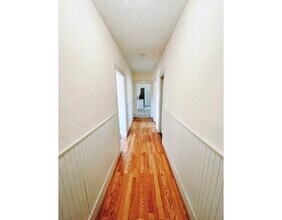 29 Craigie St-Unit -3 in Somerville, MA - Foto de edificio - Building Photo