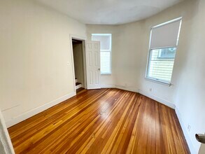 33 Edison Grn in Boston, MA - Building Photo - Building Photo