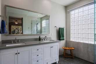 7086 E Whispering Mesquite Trail in Scottsdale, AZ - Building Photo - Building Photo