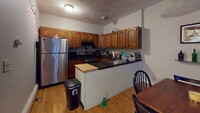 18 S Huntington Ave, Unit 1 in Boston, MA - Building Photo - Building Photo