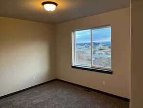 12687 N Farley Wy in Rathdrum, ID - Building Photo - Building Photo