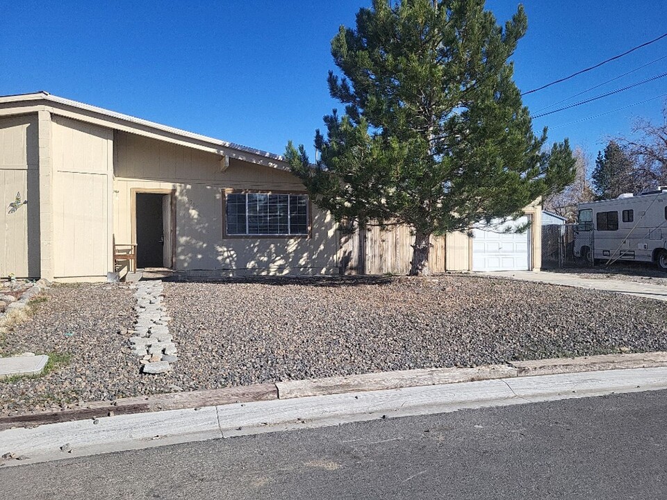 13390 Mt Lassen St in Reno, NV - Building Photo