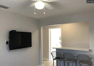 3532 N Dixie Hwy in Boca Raton, FL - Building Photo - Building Photo