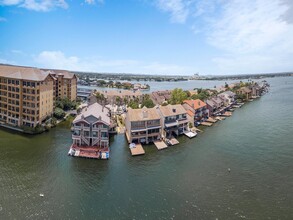 1103 The Cape in Horseshoe Bay, TX - Building Photo - Building Photo