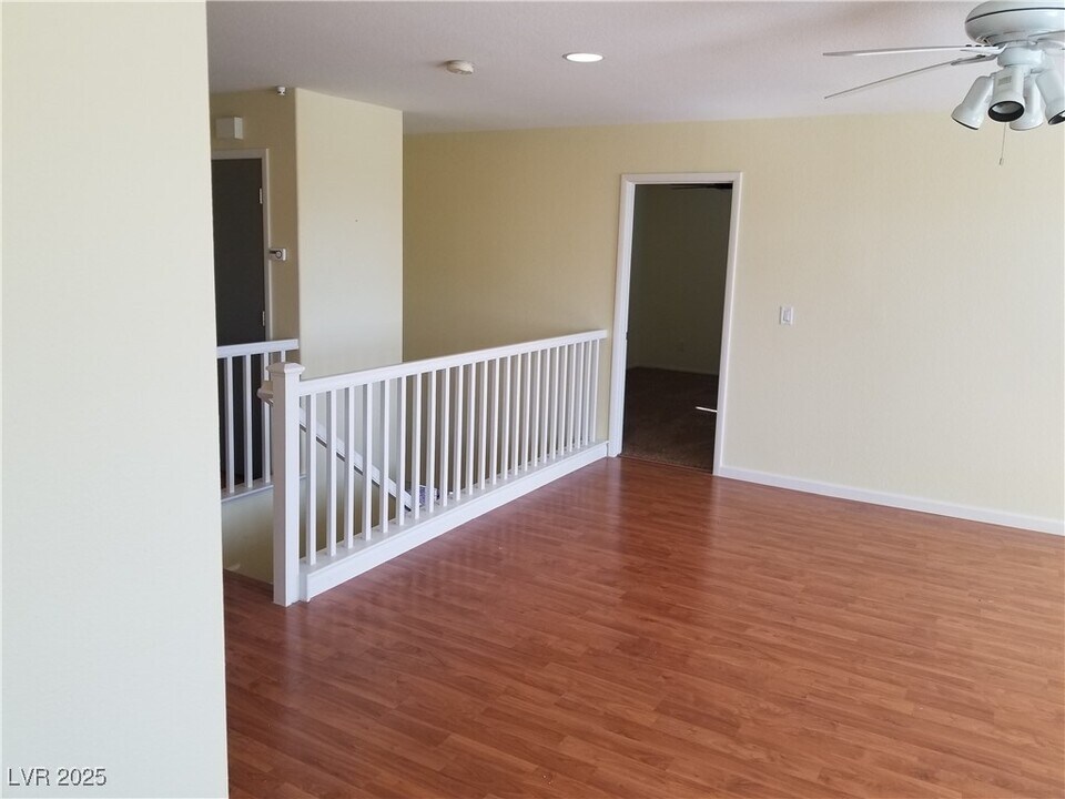 7196 Cressida Ct in Las Vegas, NV - Building Photo