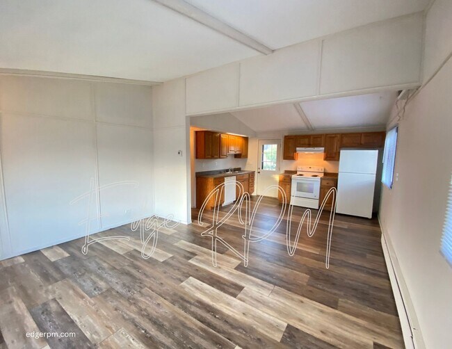 property at 220 9th St SW