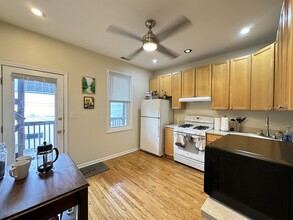 1738 W Nelson St in Chicago, IL - Building Photo - Building Photo