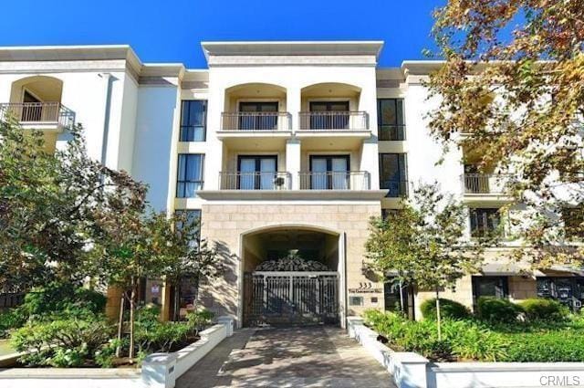 property at 333 N Hill Ave