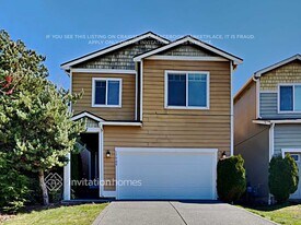 17909 72nd Ave E in Puyallup, WA - Building Photo