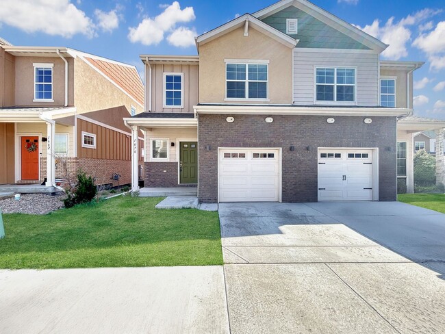 property at 1670 W 52nd Ct