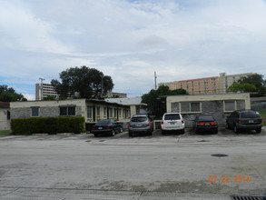 1333 NW 6th St in Miami, FL - Foto de edificio - Building Photo