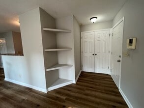 3614 Morris Farm Dr, Unit 2D in Greensboro, NC - Building Photo - Building Photo