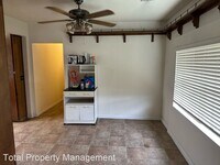 782-1423 Brokaw Ave photo'