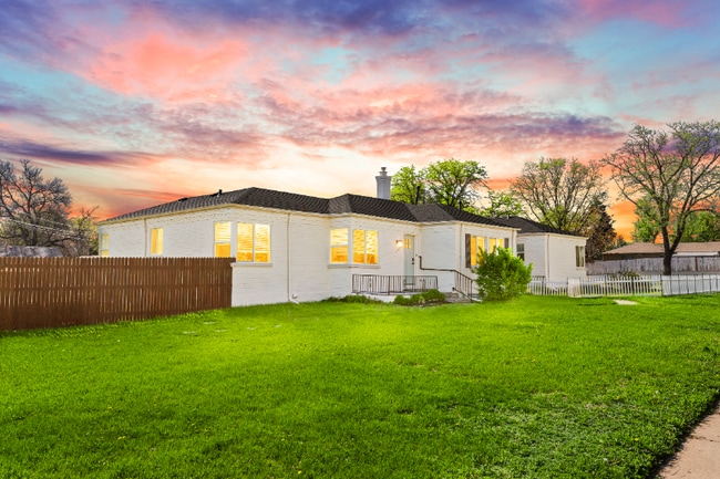 3220 Albion St in Denver, CO - Building Photo - Building Photo