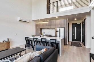 1430 Q Apartments in Sacramento, CA - Foto de edificio - Building Photo