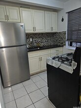 144-17 79th Ave, Unit 2D in Queens, NY - Building Photo - Building Photo