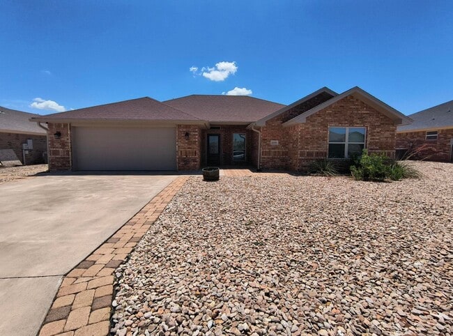 property at 4809 Pinon Ridge Dr