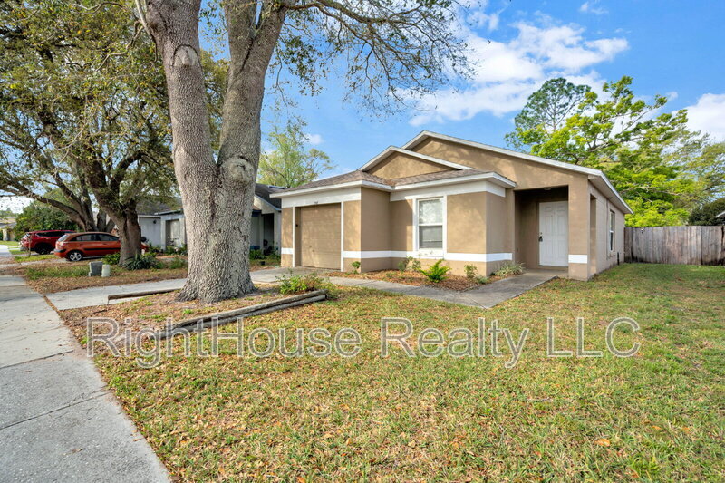 1508 Sunset View Cir in Apopka, FL - Foto de edificio