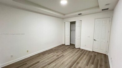 5184 NW 84th Ave in Doral, FL - Building Photo - Building Photo
