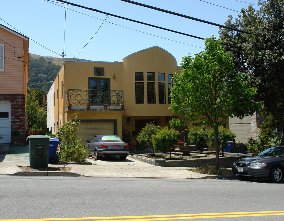 428 San Bruno Ave in Brisbane, CA - Building Photo