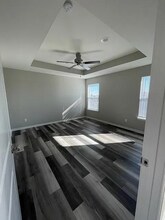 21807 Lucca Cir in Peculiar, MO - Building Photo - Building Photo