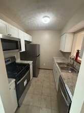 5685 Barney Ln in Columbus, OH - Building Photo - Building Photo