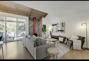 505 Cypress Point Dr in Mountain View, CA - Building Photo