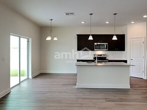 1045 Heavenly Dr in St. Cloud, FL - Building Photo - Building Photo