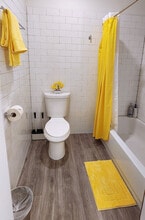 2415 2nd Ave, Unit SI ID1313860P in Seattle, WA - Building Photo - Building Photo