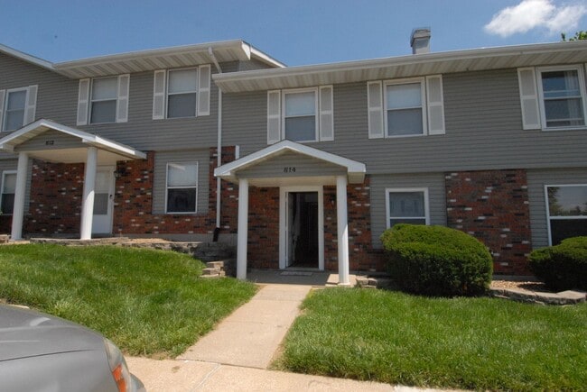 814 Highland Hill Ct in St. Peters, MO - Building Photo - Building Photo