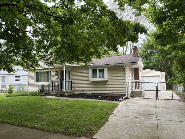 property at 524 Lane St