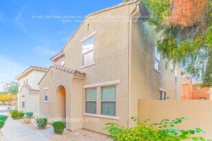 451 S Hawes Rd in Mesa, AZ - Building Photo