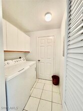 864 Tanbark Dr in Naples, FL - Foto de edificio - Building Photo