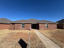 5404 Marshall St in Lubbock, TX - Building Photo