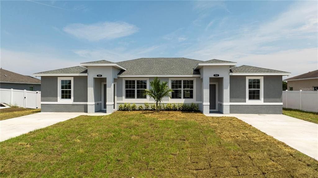 875 Colville Dr in Kissimmee, FL - Building Photo