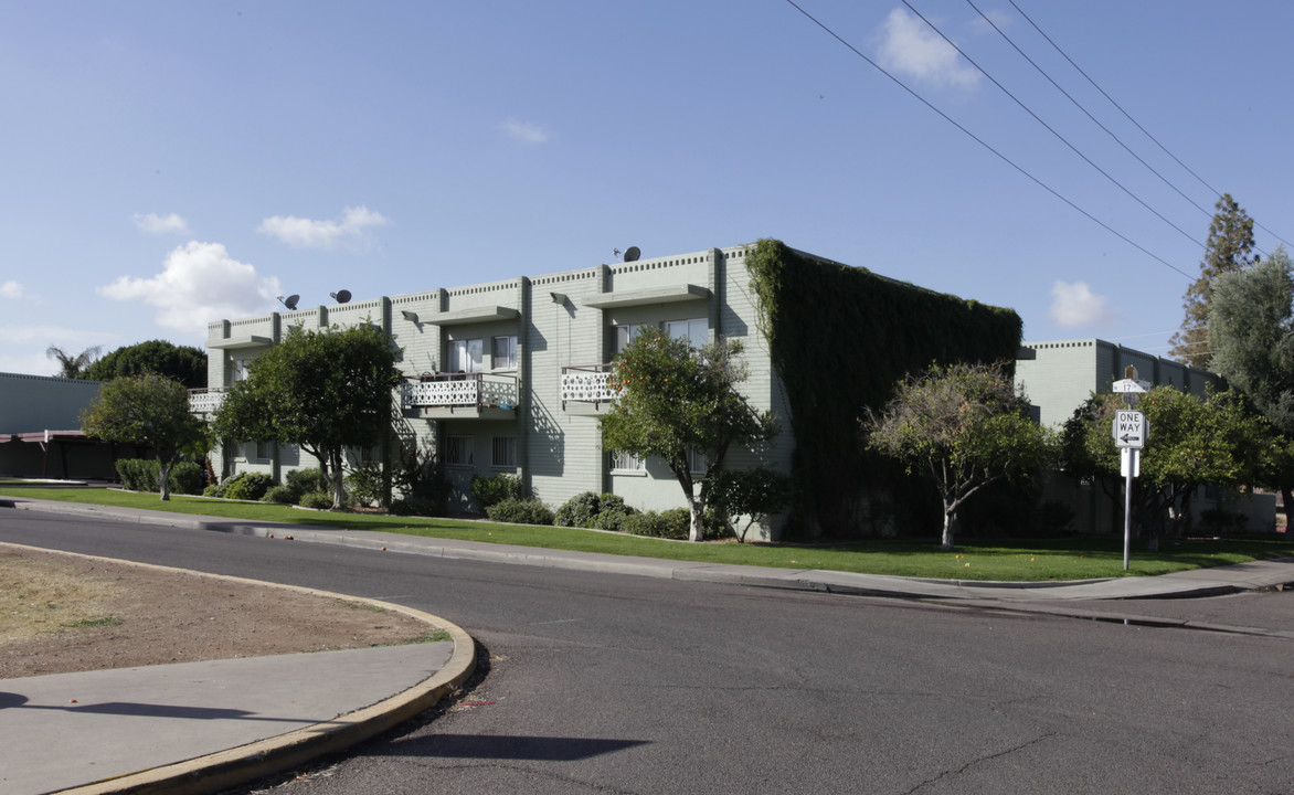 Concord  Apartments in Phoenix, AZ - Building Photo