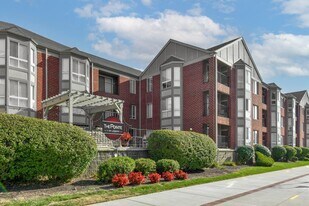 Pointe at Saint Joseph Apartment Homes in South Bend, IN - Building Photo