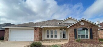 6715 91st St in Lubbock, TX - Building Photo