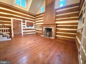 5080 Harvest Ln in Marshall, VA - Foto de edificio - Building Photo