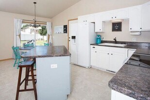 1222 Mossman Dr in Billings, MT - Building Photo