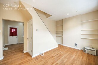 2500 E Oakdale St in Philadelphia, PA - Building Photo - Building Photo