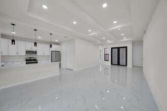 446 Skyland Ln in Port Charlotte, FL - Building Photo - Building Photo