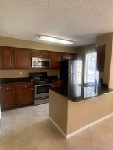 8724 Mallard Reserve Dr, Unit 102 in Tampa, FL - Building Photo - Building Photo