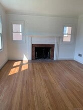 120 Fairfield Ave in Mineola, NY - Building Photo - Building Photo