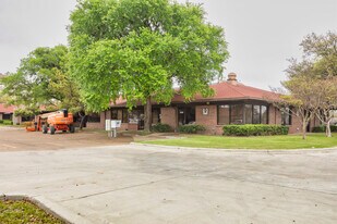 Caroline Eastside in Richardson, TX - Building Photo