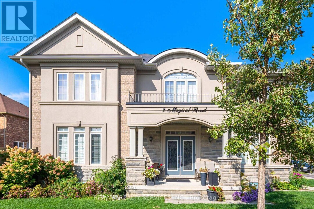 2 Magical Rd in Brampton, ON - Building Photo